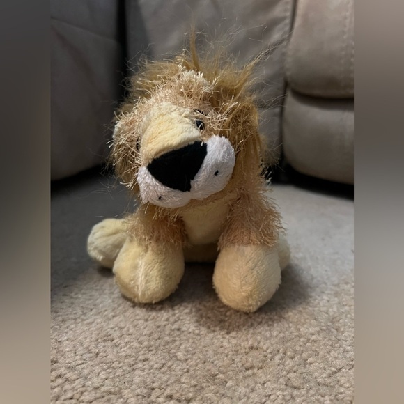 Ganz Webkinz Lion - Picture 1 of 4